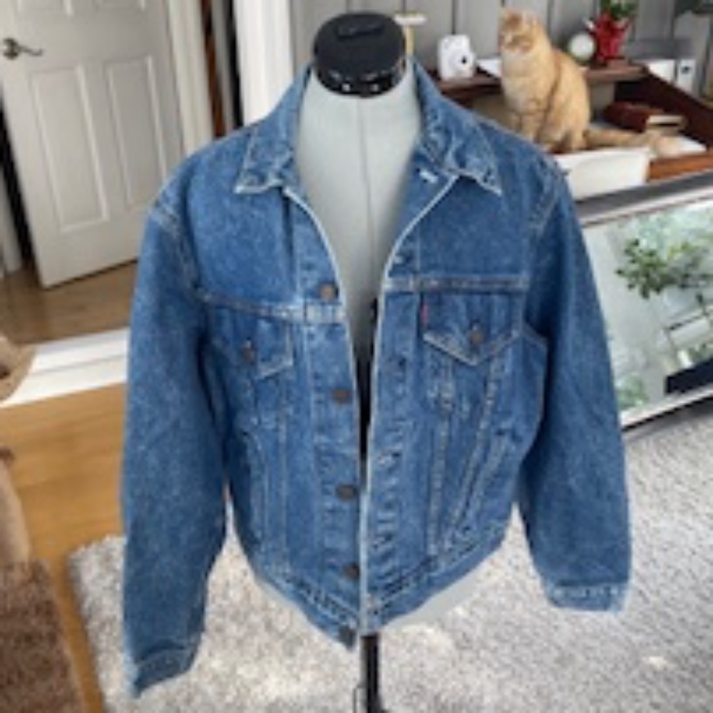 Vintage Levi's Jean Jacket - Made in USA - 44R / L